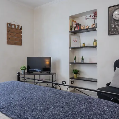 شقة Cozy In Center By Wonderful Italy