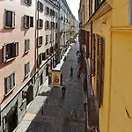 Cozy In Center By Wonderful Italy